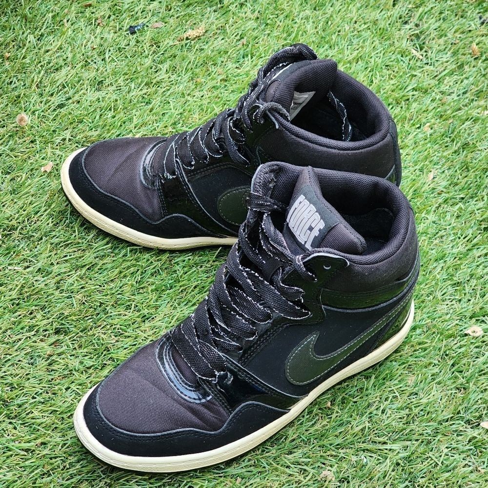 NIKE AIR FORCE - Womens Wedge Shoes - SIZE 6.5